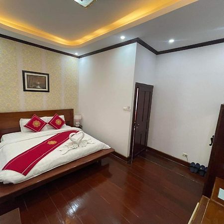 Villa Phathana Boutique Hotel Луанг Прабанг Екстериор снимка