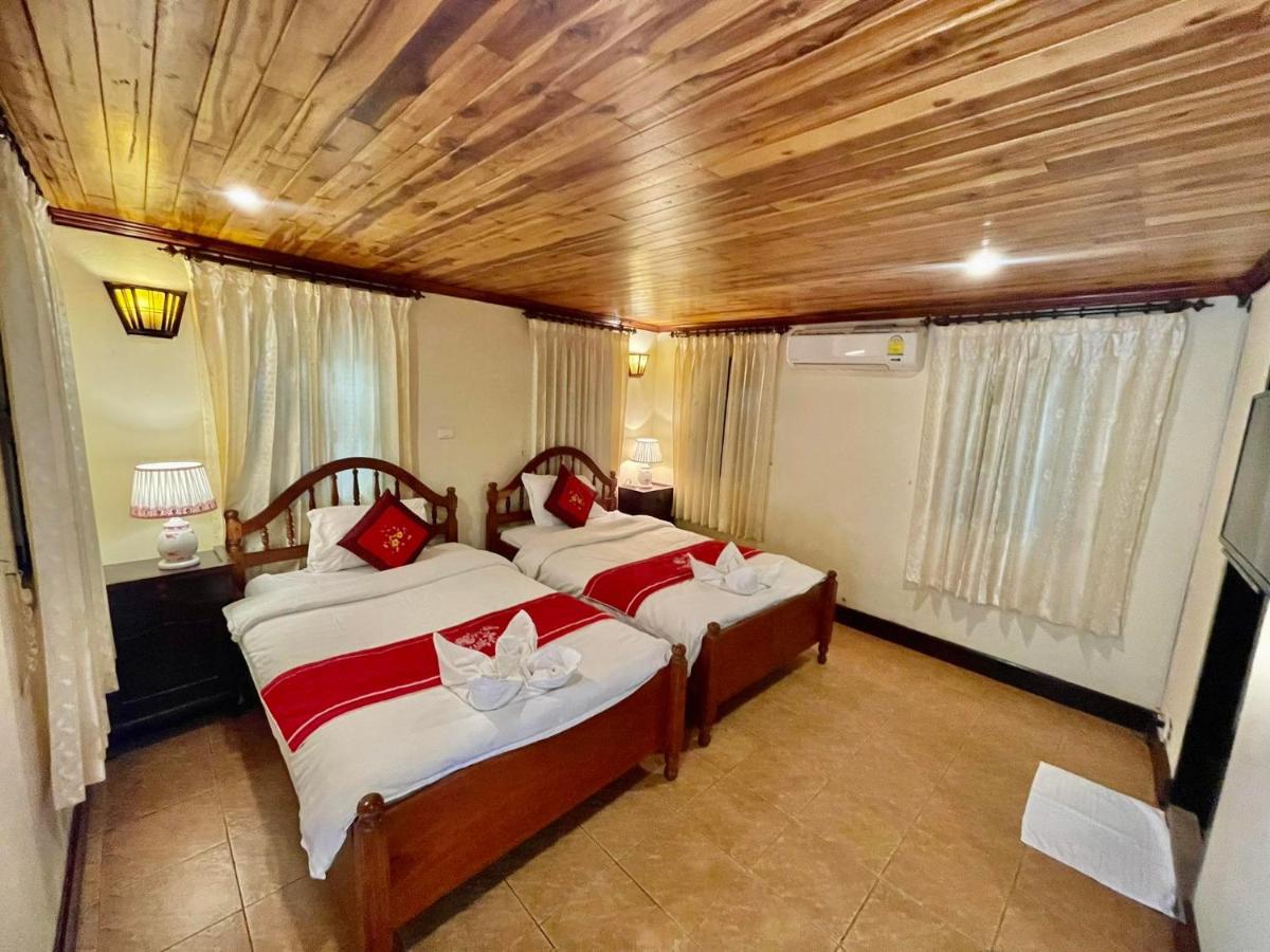 Villa Phathana Boutique Hotel Луанг Прабанг Екстериор снимка