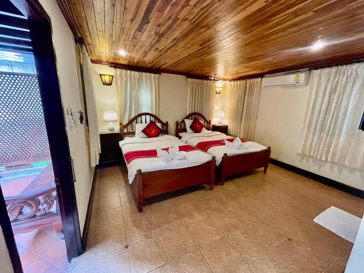 Villa Phathana Boutique Hotel Луанг Прабанг Екстериор снимка