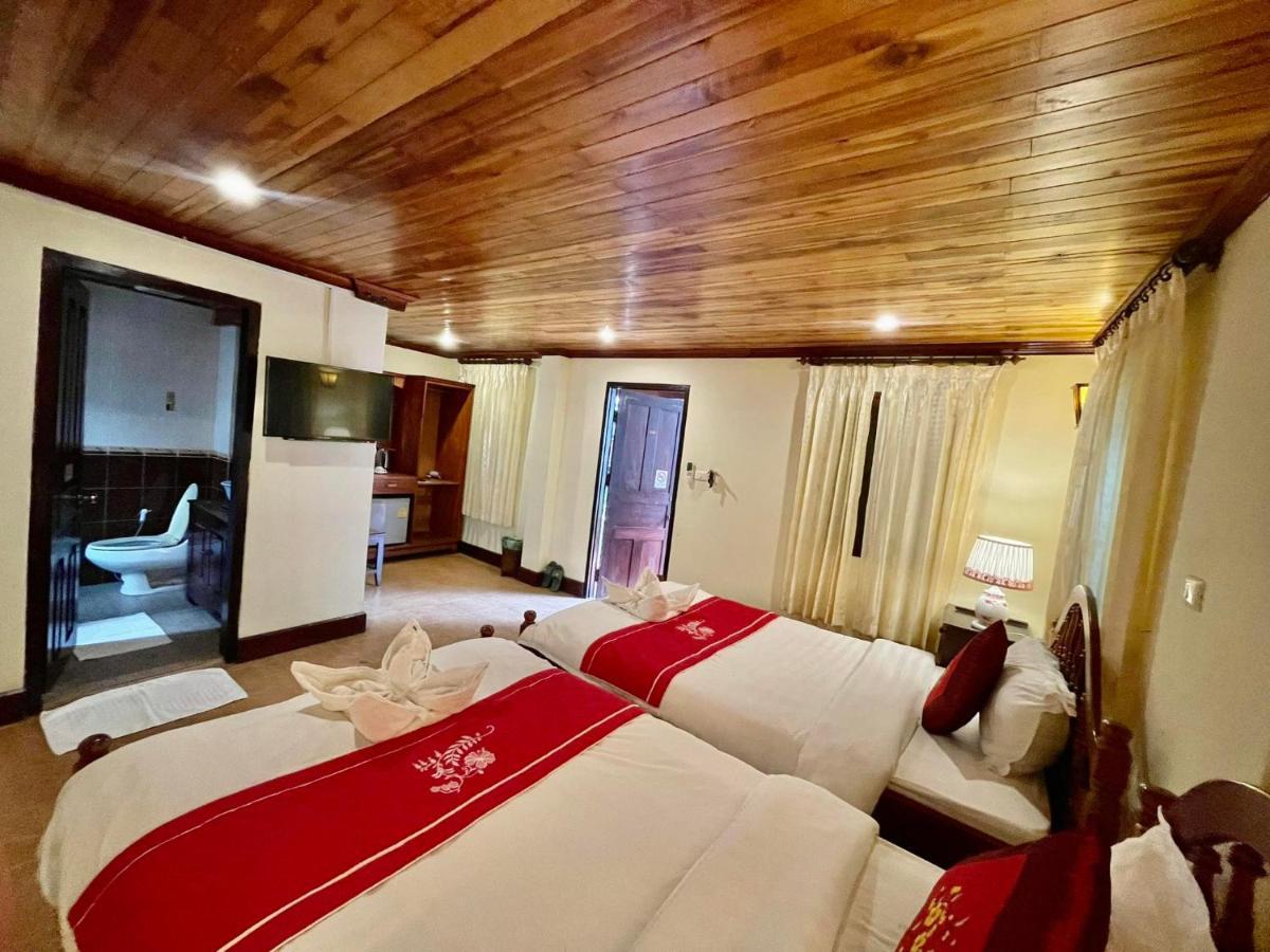 Villa Phathana Boutique Hotel Луанг Прабанг Екстериор снимка