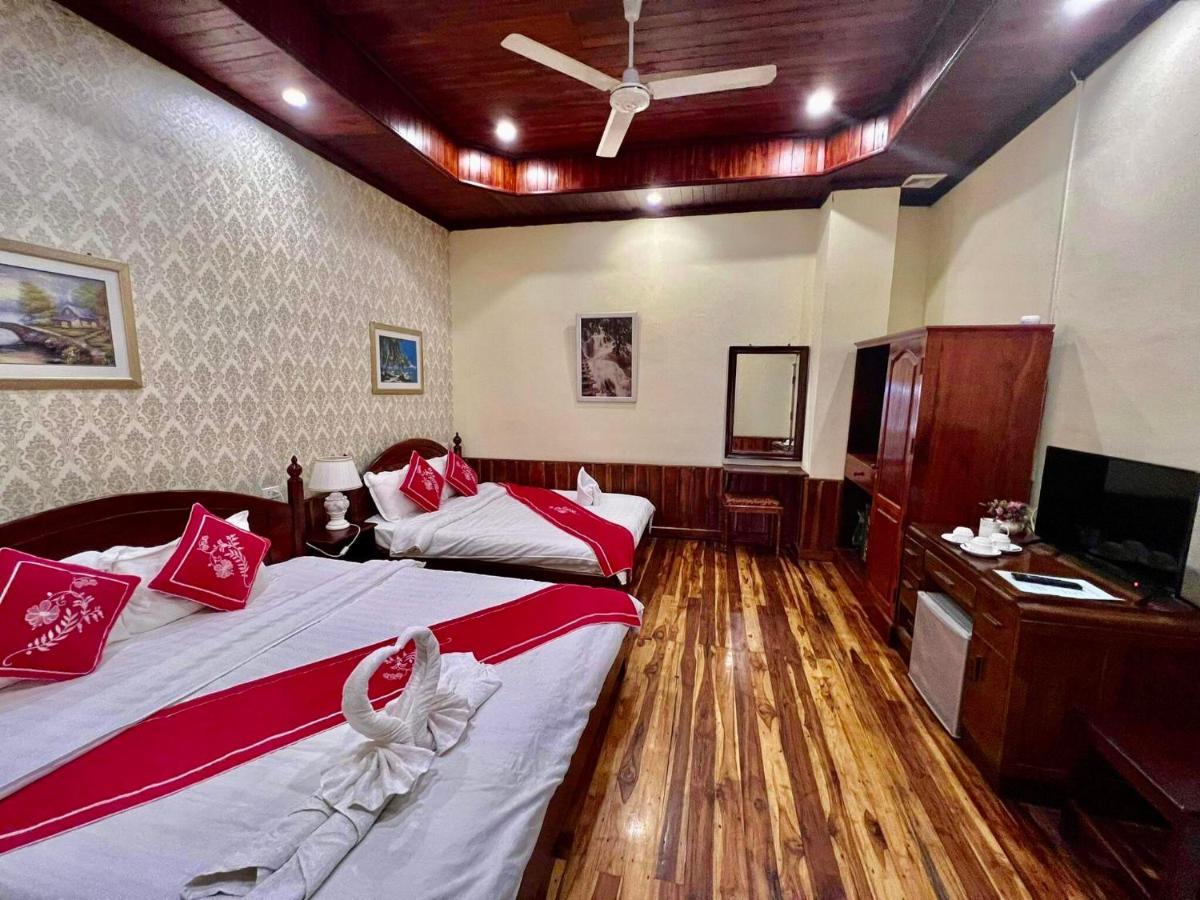 Villa Phathana Boutique Hotel Луанг Прабанг Екстериор снимка